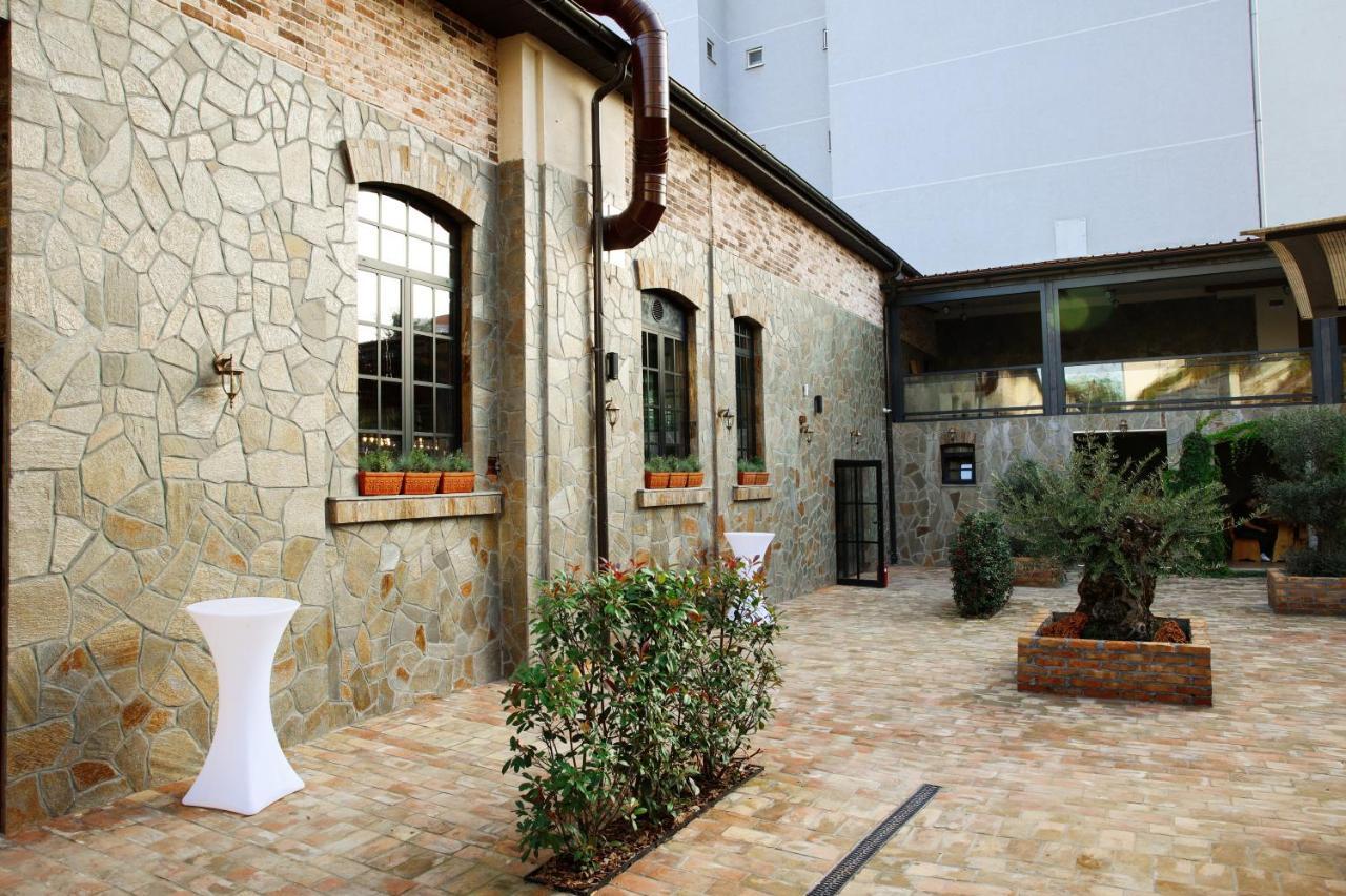 Hotel Livnica Belgrad Exterior foto